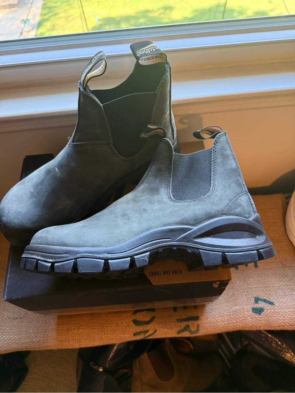 Blundstone Men’s Trail Boots (unworn no box)(fits like a men’s 9 - 9.5 US)